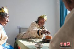 探访西藏定结切村幸福院 高原寒冬里的养老暖意